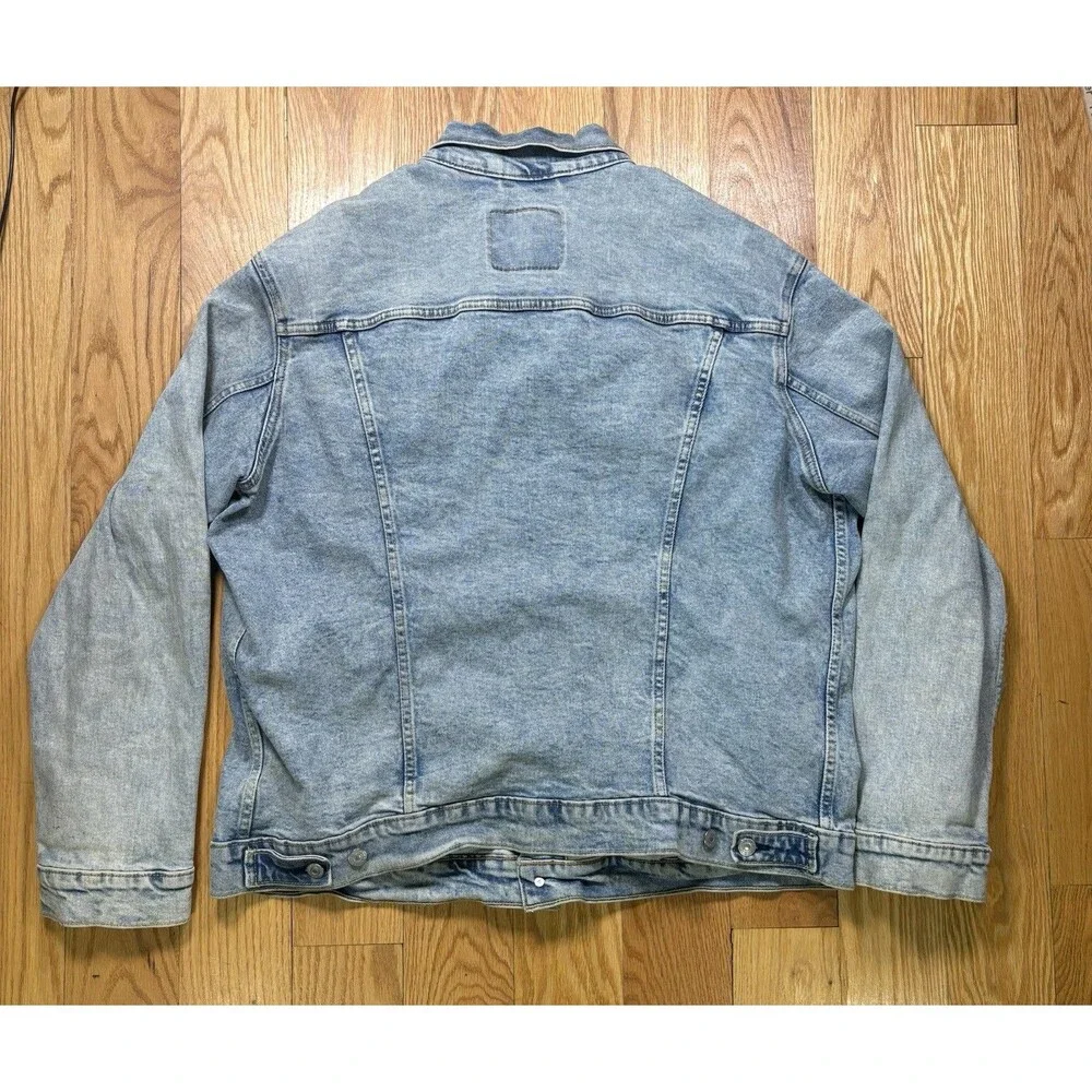 Levi Strauss Denim Trucker Jacket Men’s Western Sz XL Light Wash Faded Jean